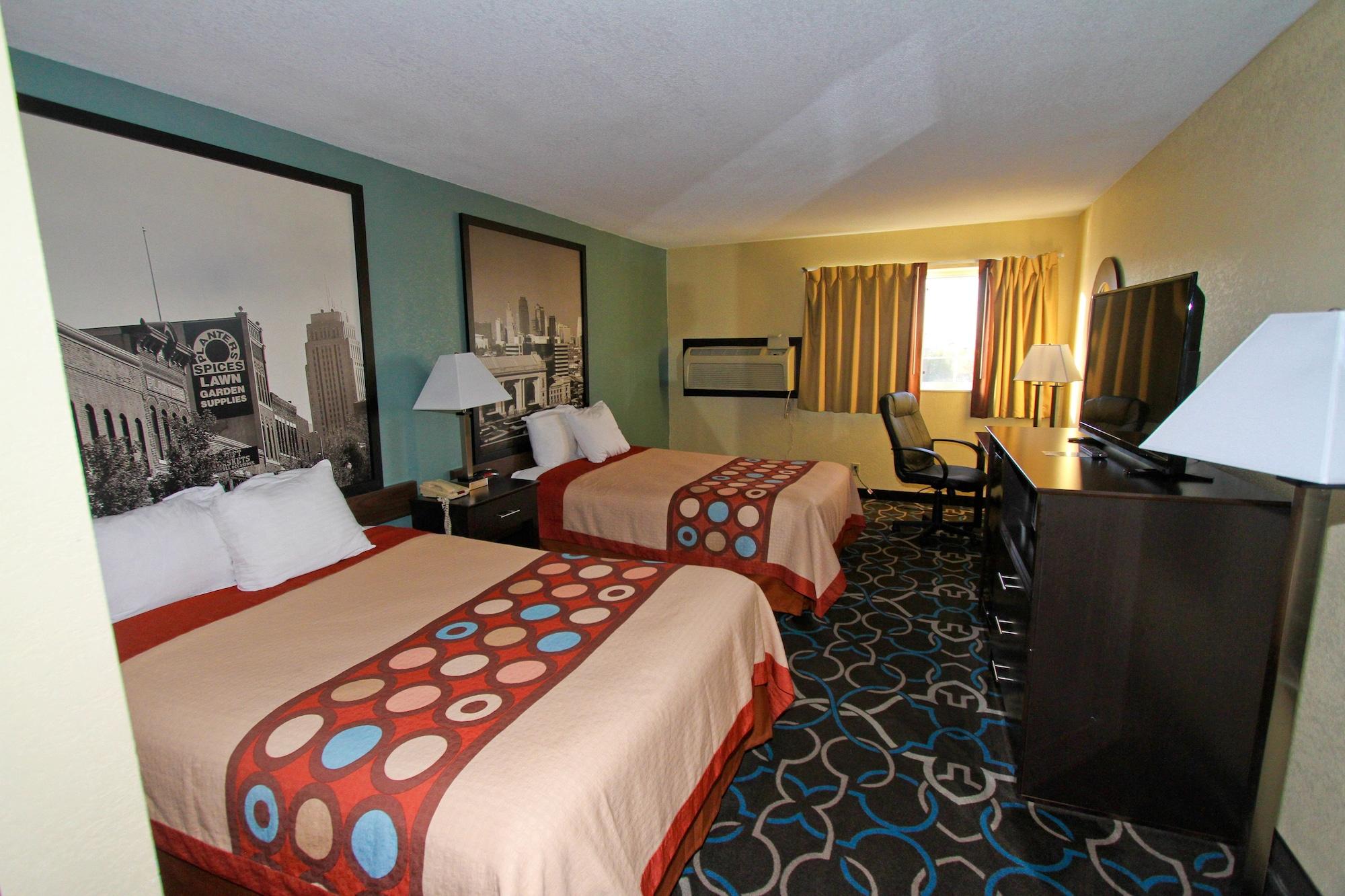 Super 8 By Wyndham Kansas City Exterior photo